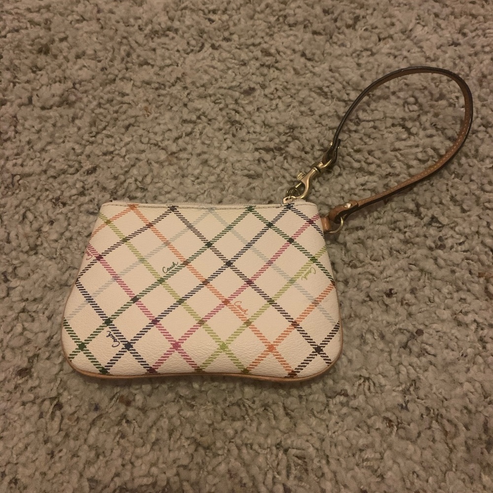 dainty Coach wristlet